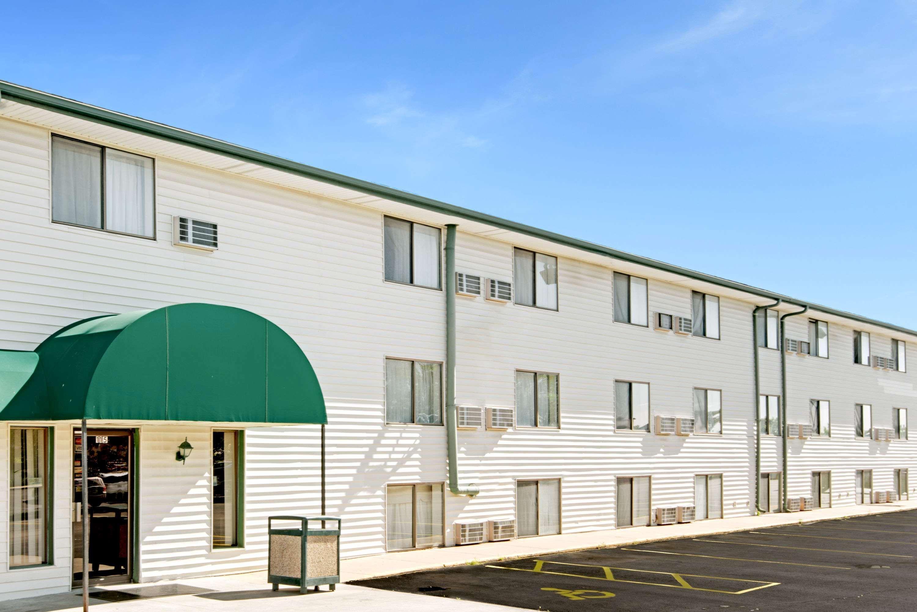 Baymont Inn & Suites By Wyndham Либърти Екстериор снимка